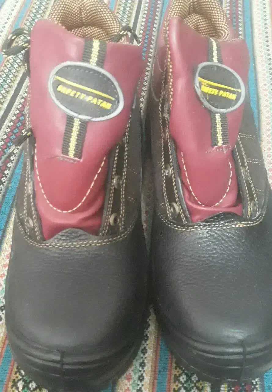 ۳ جفت کفش ایمنی سایز ۴۰|کیف، کفش، کمربند|تهران, شادآباد|دیوار