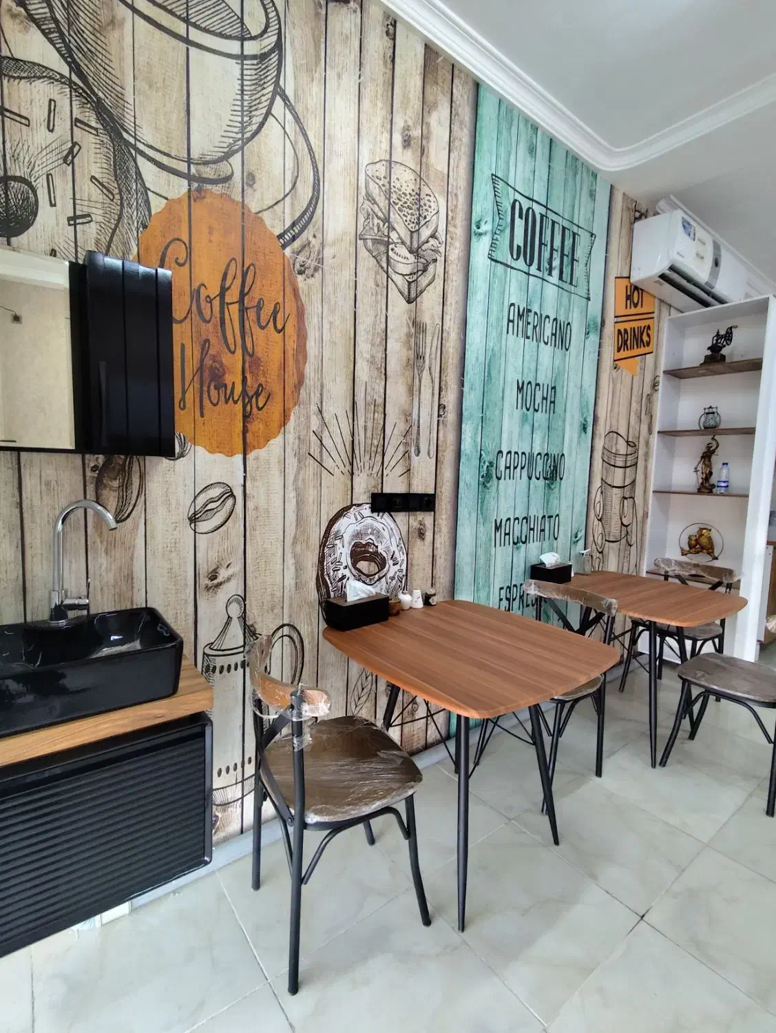 آشپز صبحانه خوری چهار راه گورک|استخدام خدمات فروشگاه و رستوران|بوشهر, |دیوار