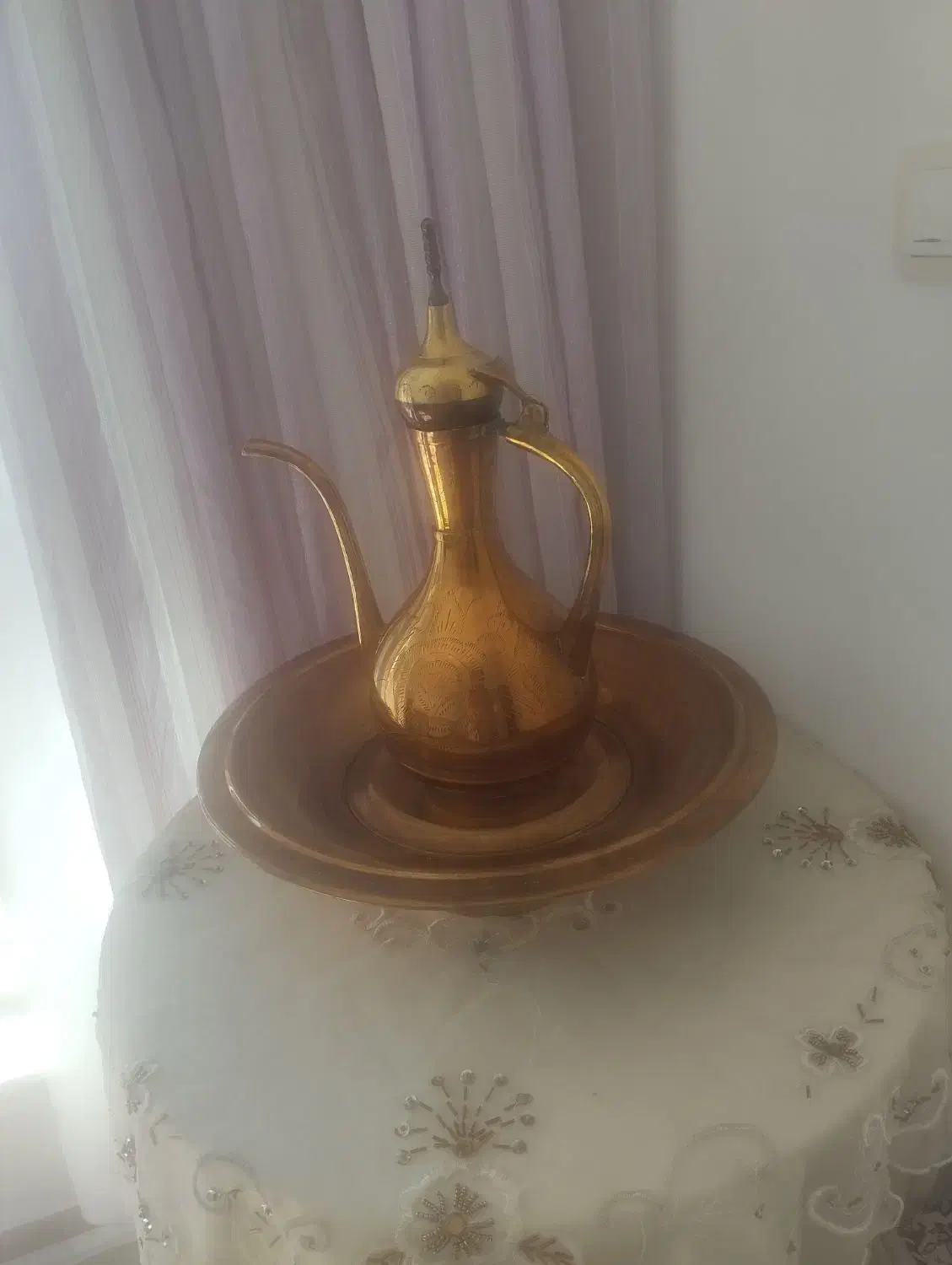 میز خاطره وافتاب لگن برنز|بوفه، ویترین، کنسول|سنندج, |دیوار