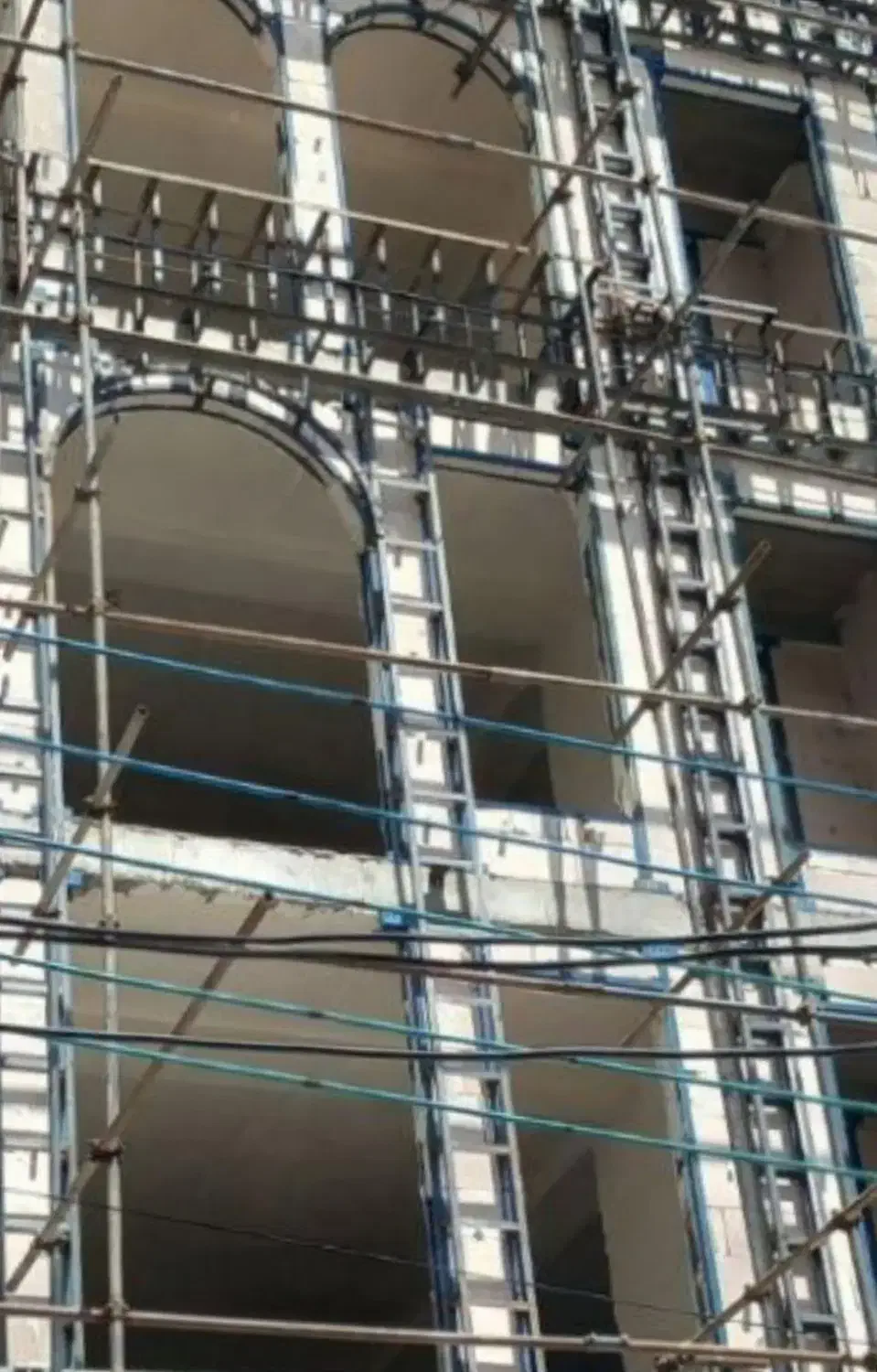 جوشکار فنی صنعتی نبشی نما والپست وادار وبستر|خدمات پیشه و مهارت|اردبیل, |دیوار