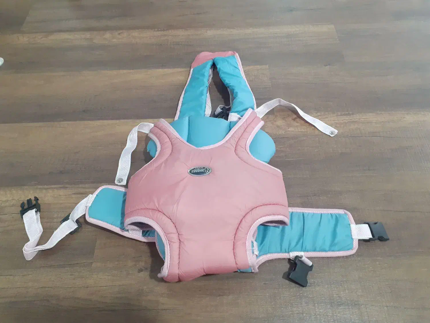 آغوشگیر نوزاد درحدنو  تمیز|اسباب و اثاث بچه|خرمدره, |دیوار