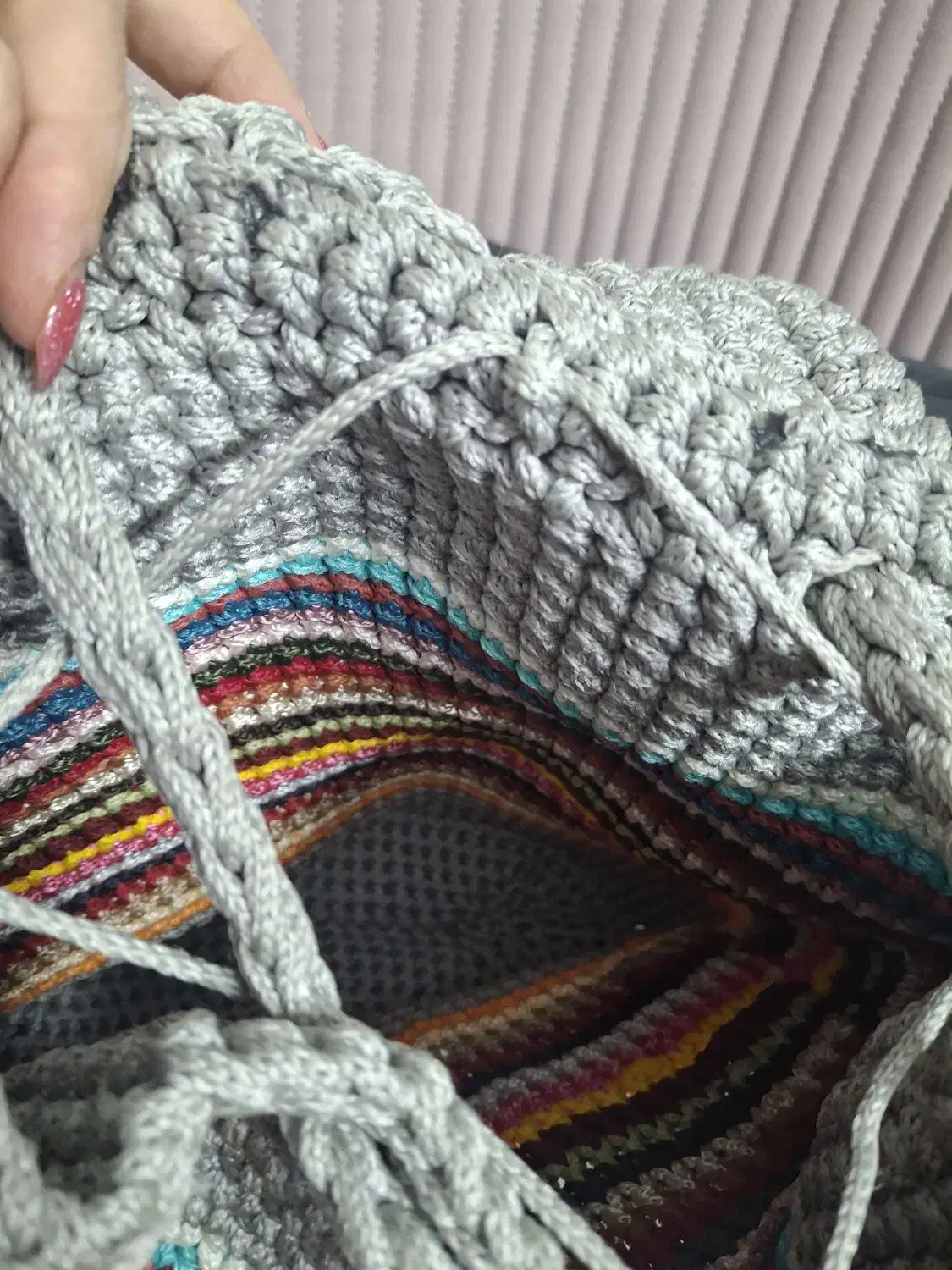 کوله‌پشتی مکرومه|کیف، کفش، کمربند|اصفهان, شیخ اشراق|دیوار