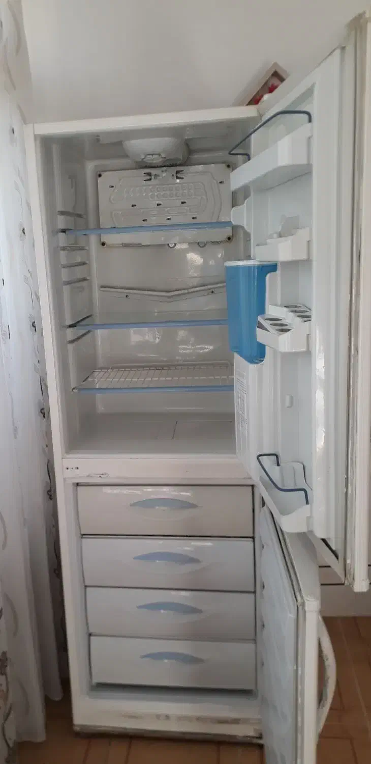 یخچال ۲۰ فوت سالم|یخچال و فریزر|داران, |دیوار