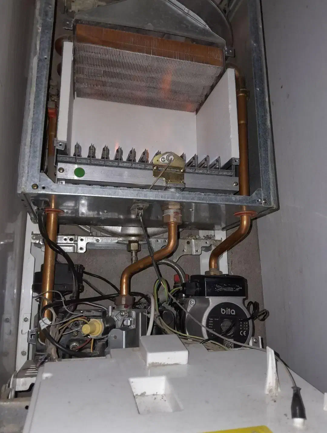 تعمیرات پکیج آبگرمکن رادیاتور سرویس نصب و تعمیر|خدمات پیشه و مهارت|گلبهار, شهر جدید گلبهار|دیوار