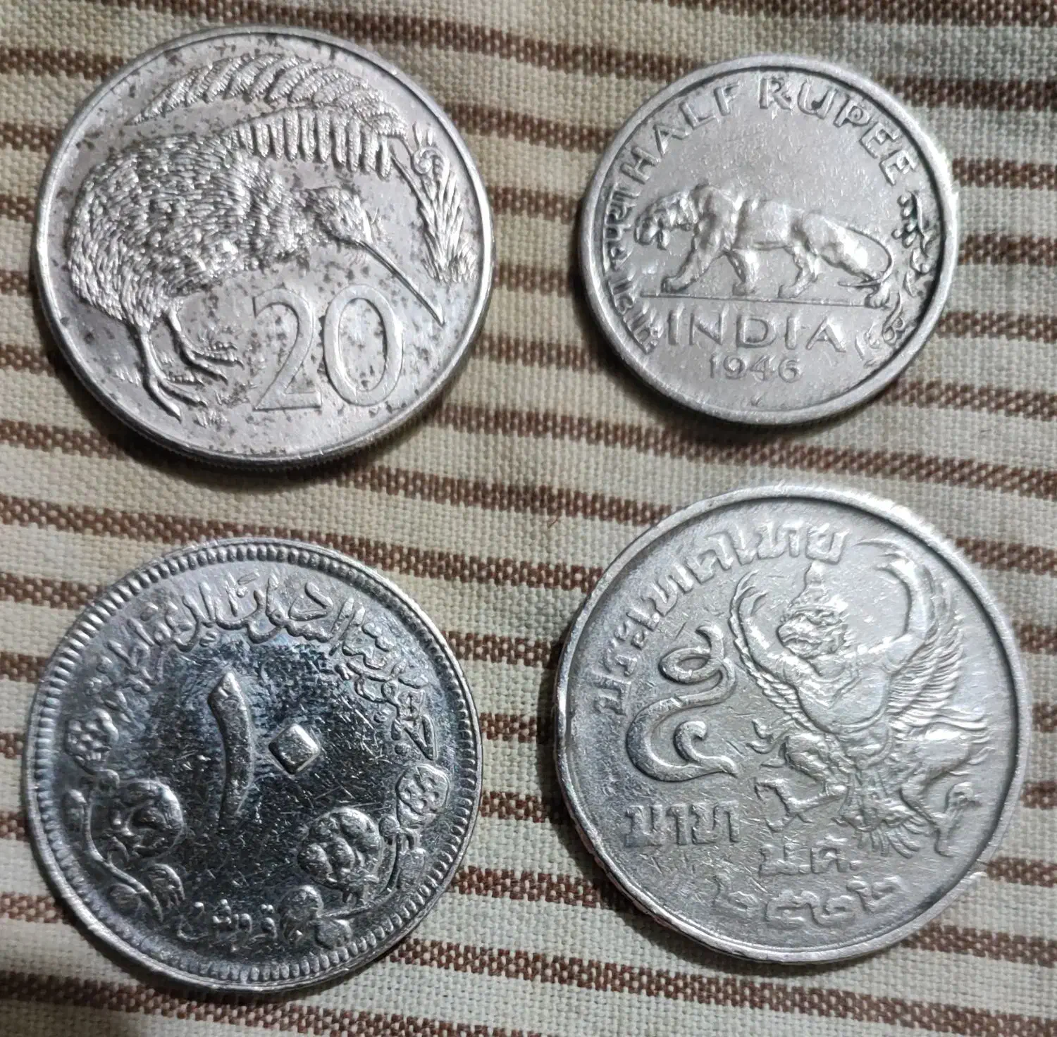 چهار سکه خارجی|کلکسیون سکه، تمبر، اسکناس|تبریز, |دیوار