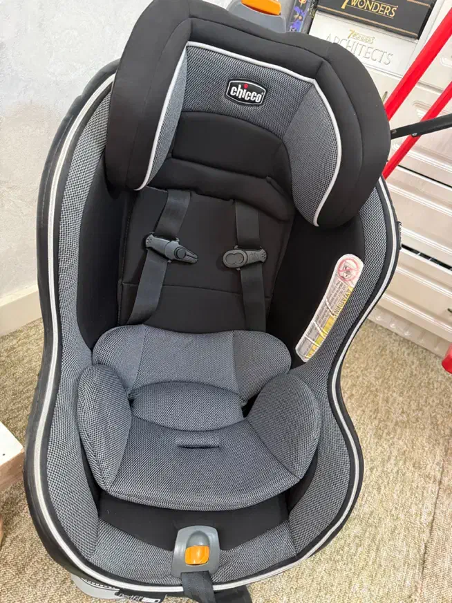 صندلی کودک چیکو|تخت و صندلی بچه|تهران, طرشت|دیوار