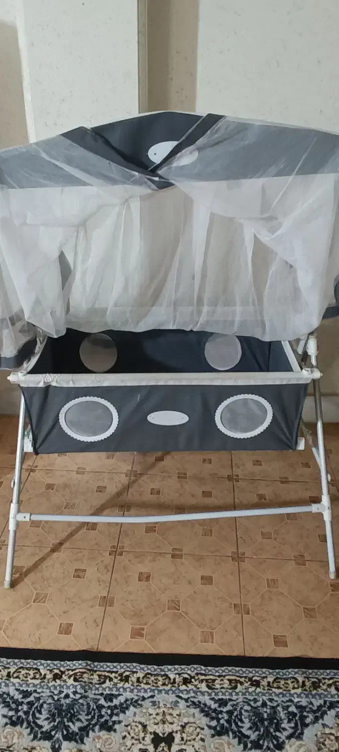 گهواره وکریر|اسباب و اثاث بچه|شاهین‌شهر, گزبرخوار|دیوار