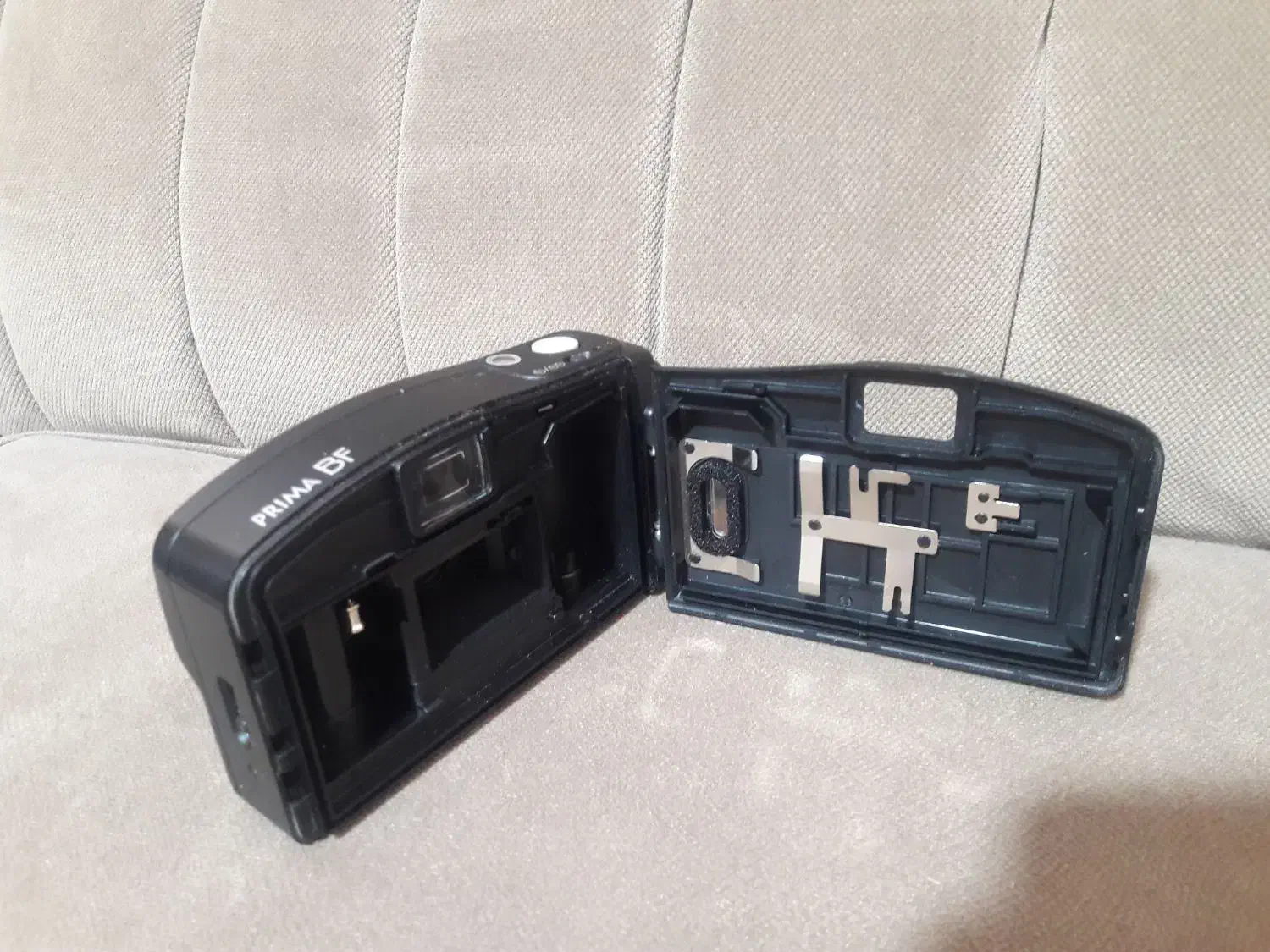 دوعدوربین عکاسی canon وOLYMPIA Japan|دوربین عکاسی و فیلم‌برداری|شاهین‌شهر, شهرک گلدیس|دیوار