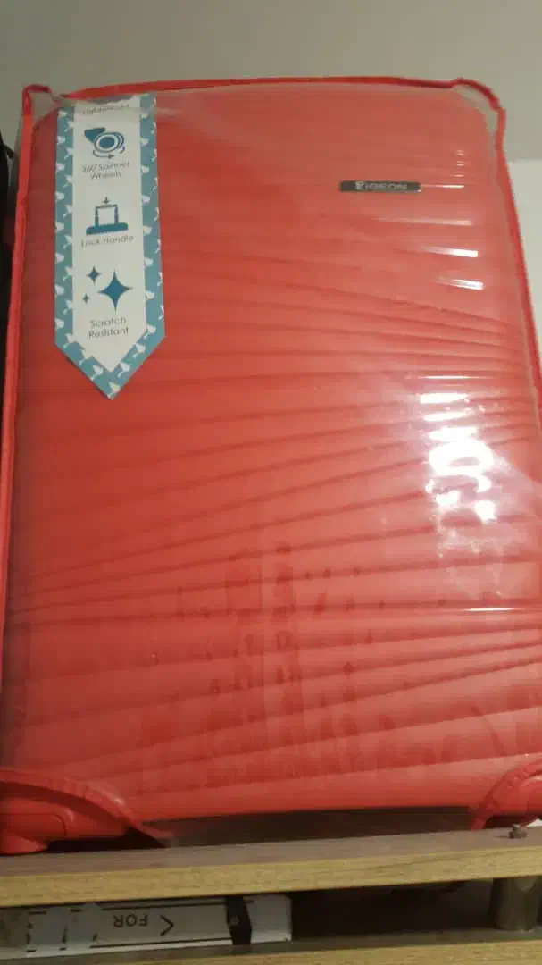چمدان مسافرتی|کیف، کفش، کمربند|شیراز, شهرک فرهنگیان|دیوار