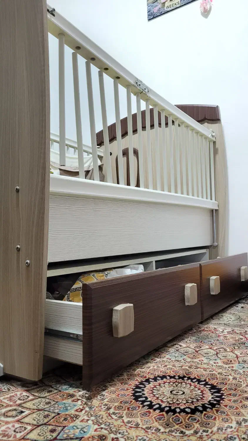 تخت و خواب کودک و نوزاد چوبی|تخت و سرویس خواب|سقز, |دیوار