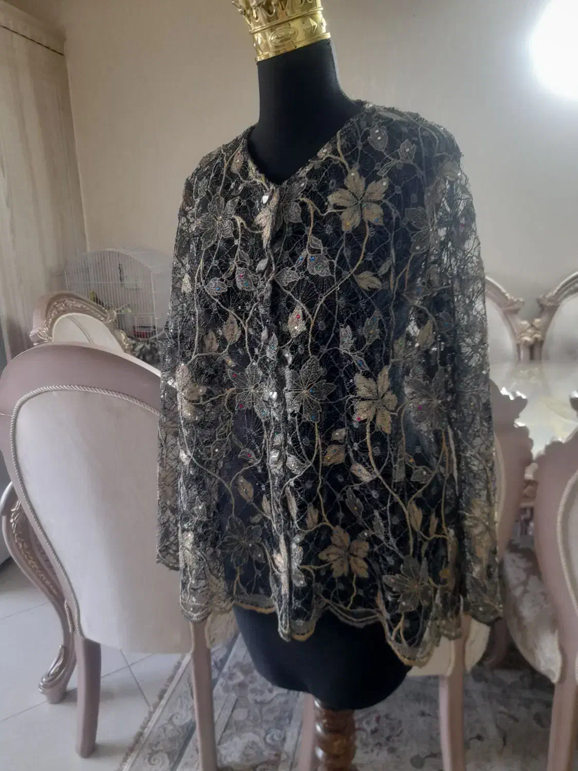 کت گیپور مجلسی|لباس|ری, جوانمرد قصاب|دیوار