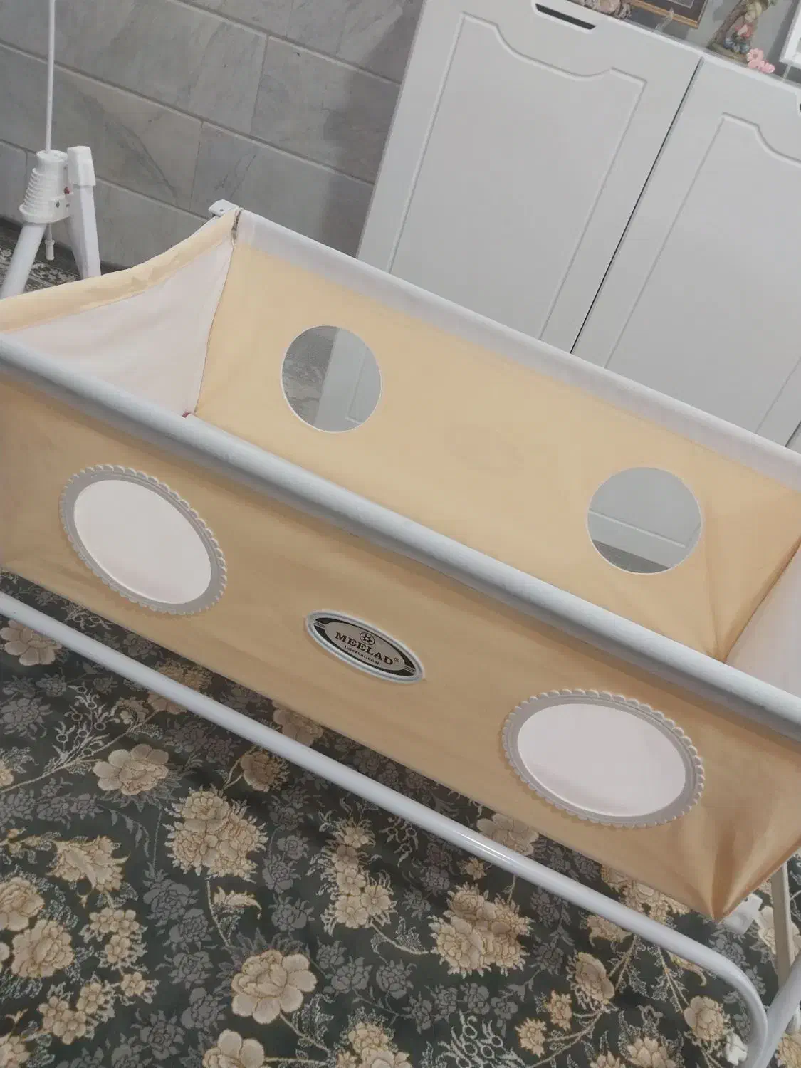 گهواره نوزاد نو|تخت و سرویس خواب|رباط‌کریم, رباط‌کریم|دیوار