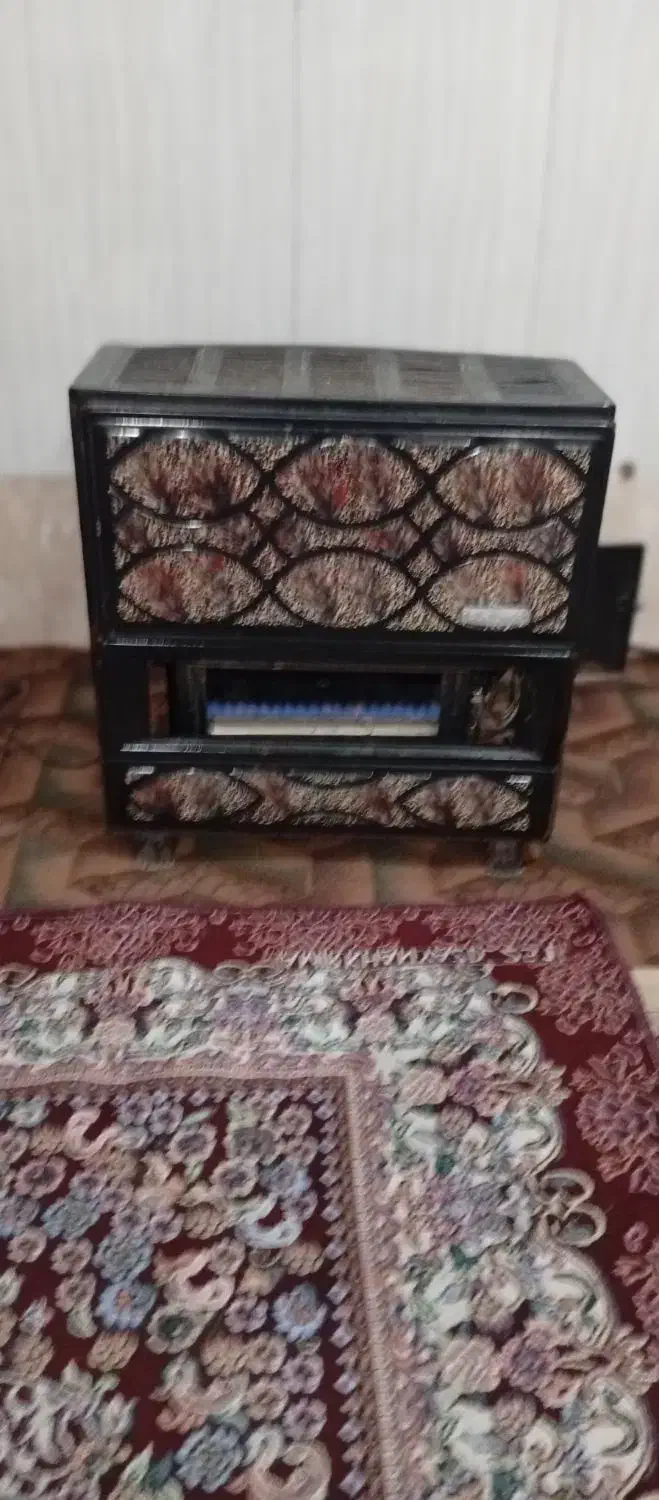 یک بخاری|بخاری، هیتر، شومینه|مشگین شهر, |دیوار