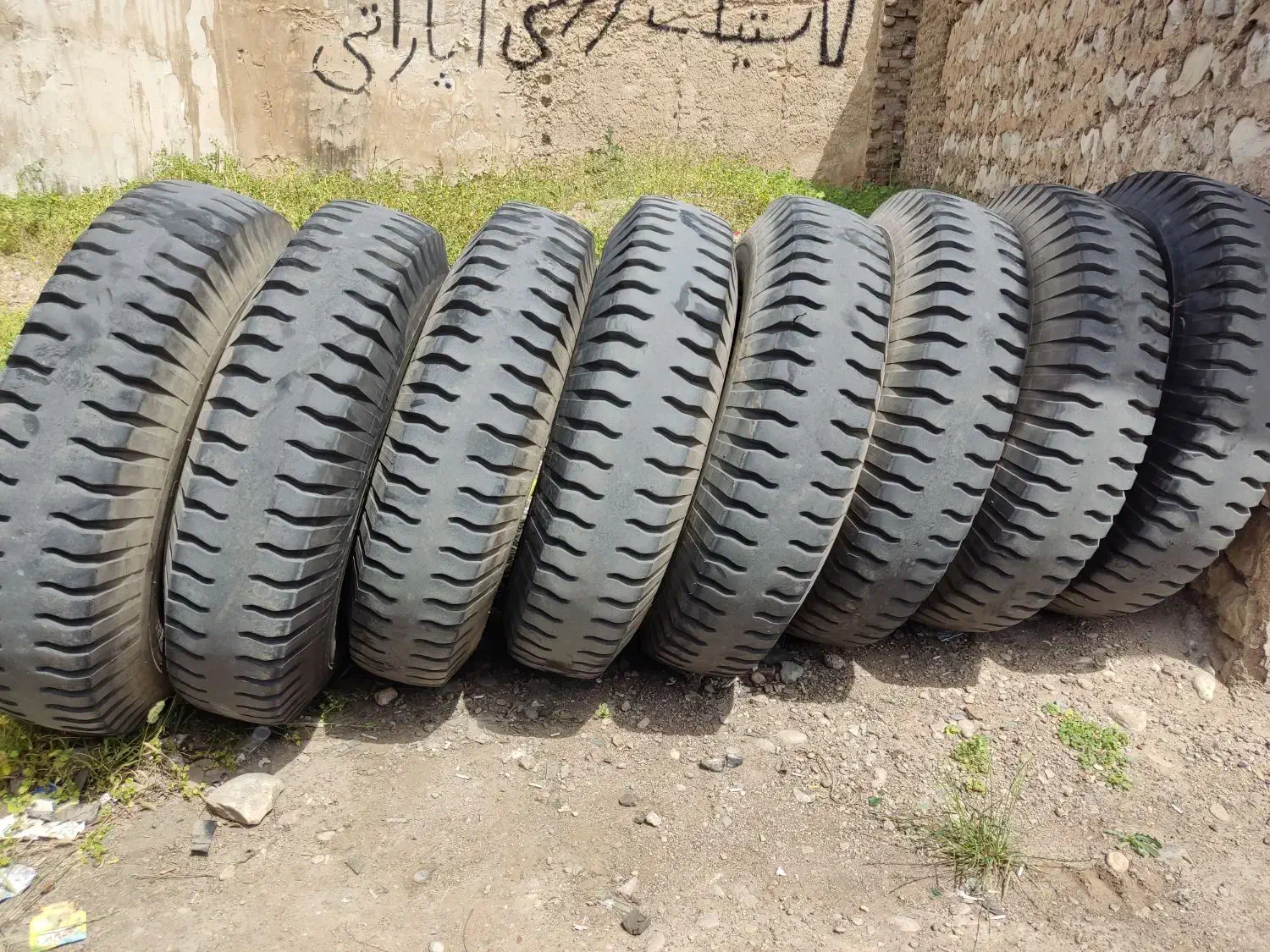 3تیکه رینگ لاستیک24سیمی پره جلووعقب اندیمشک|قطعات یدکی و لوازم جانبی|اهواز, زرگان|دیوار