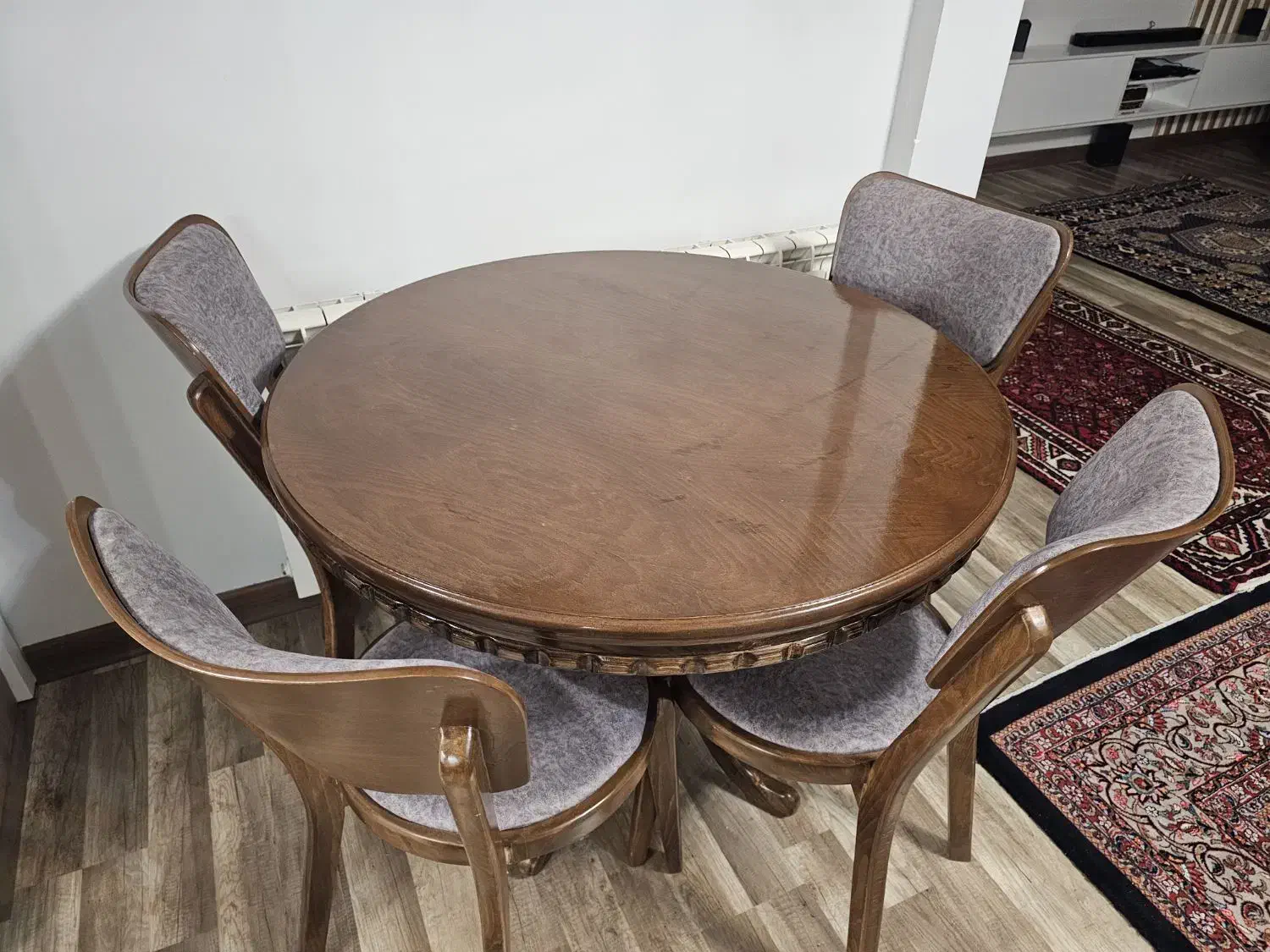 میز و صندلی غذاخوری|میز و صندلی غذاخوری|همدان, |دیوار