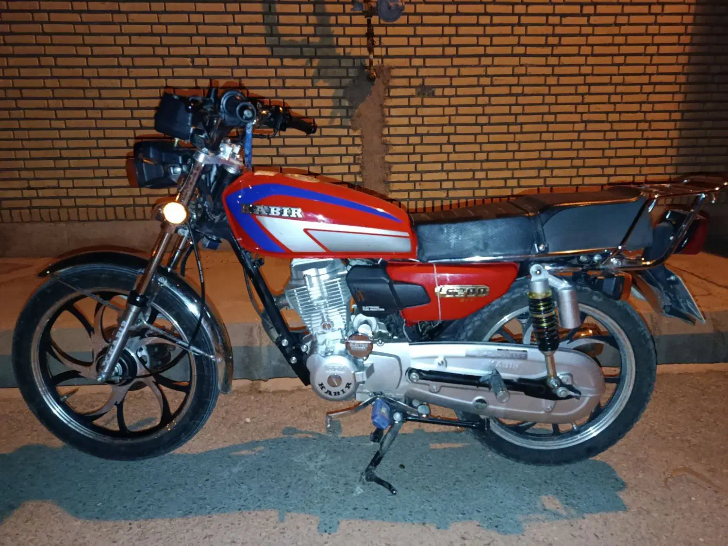 موتور ۲۰۰ کبیر|موتورسیکلت|گتوند, |دیوار