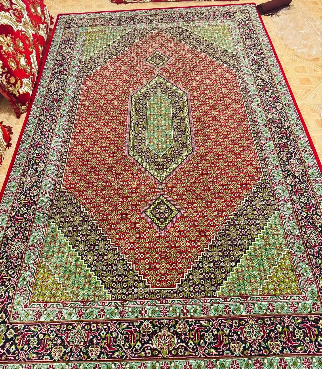 فرش  در حد نو|فرش|مهاباد (آذربایجان غربی), |دیوار