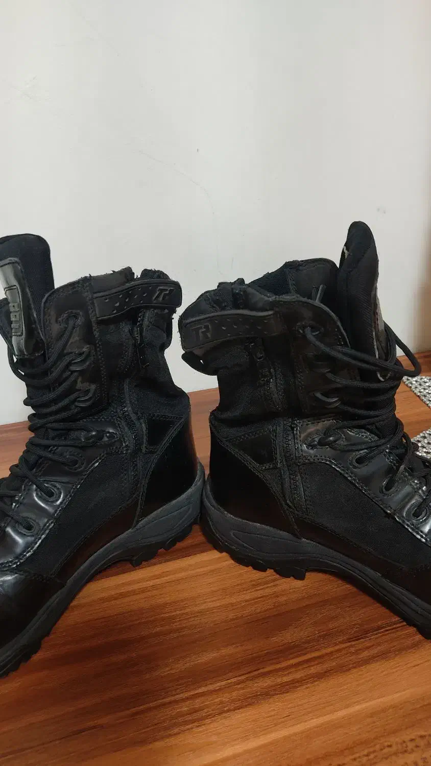 بوت مردانه خارجی|کیف، کفش، کمربند|پرند, فاز ۶|دیوار