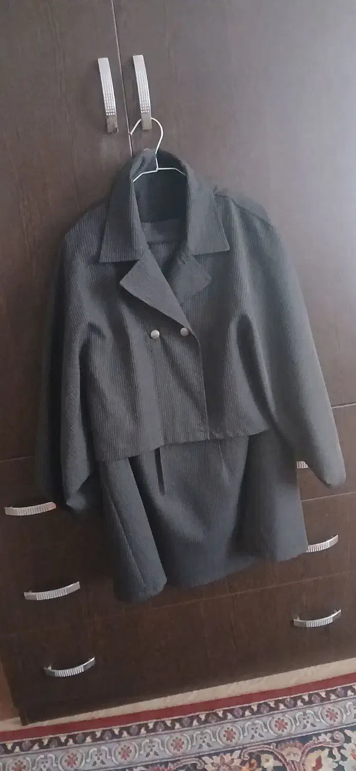 لباس|لباس|شهر بابک, |دیوار