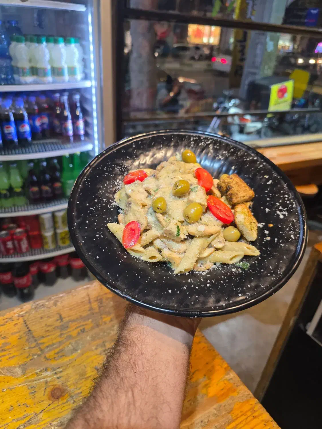 استخدام پیک موتوری|استخدام خدمات فروشگاه و رستوران|خرمآباد, |دیوار