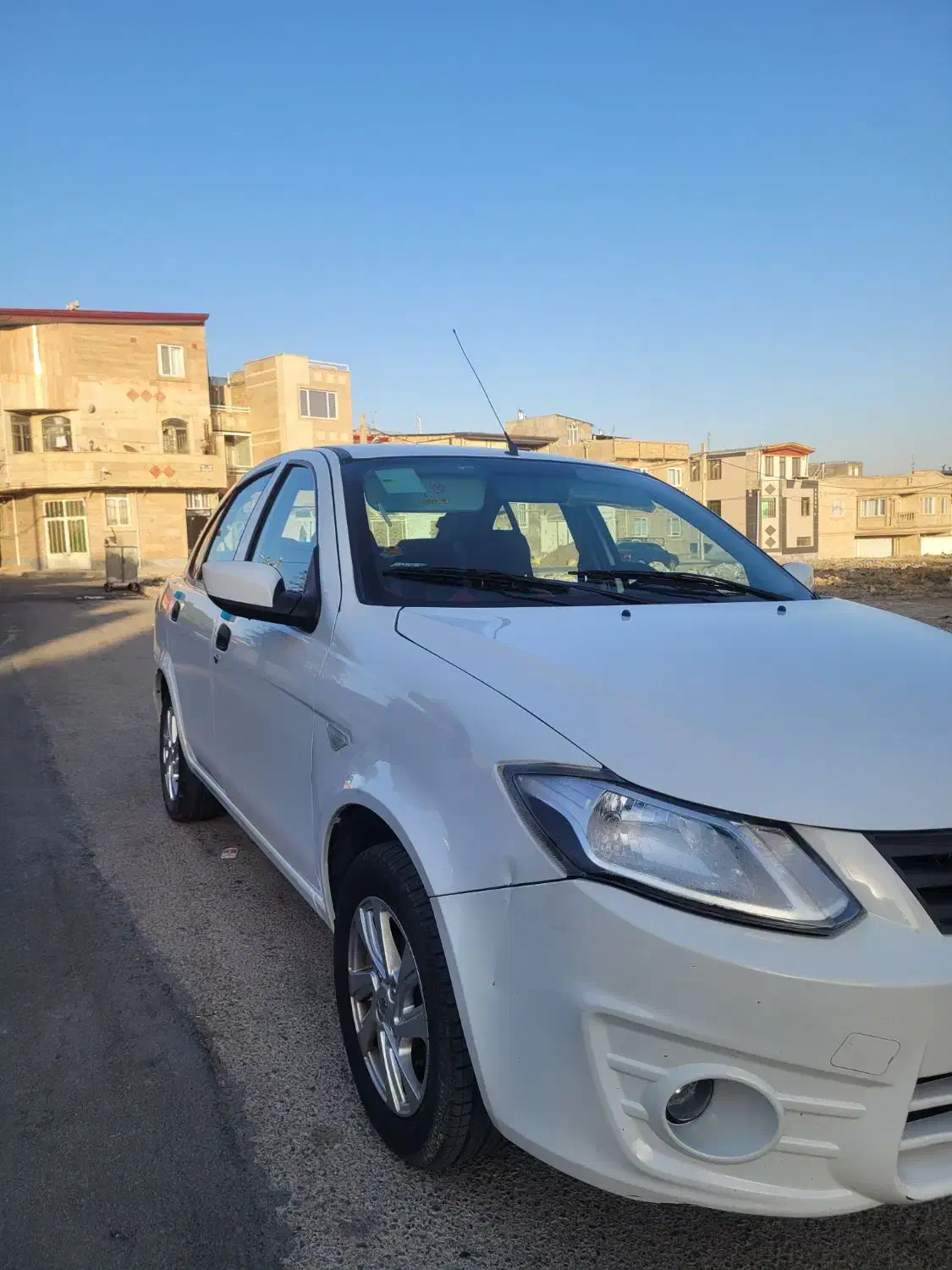 ساینا مدل ۹۸|خودرو سواری و وانت|ابهر, |دیوار