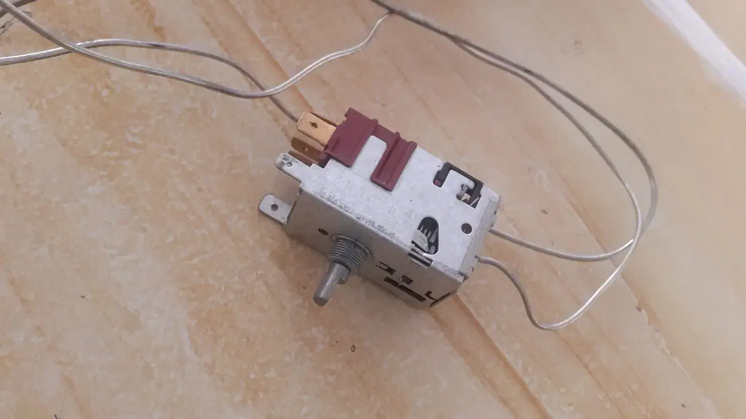 ترموستات اصلی یخچال فریزر|یخچال و فریزر|بروجرد, |دیوار