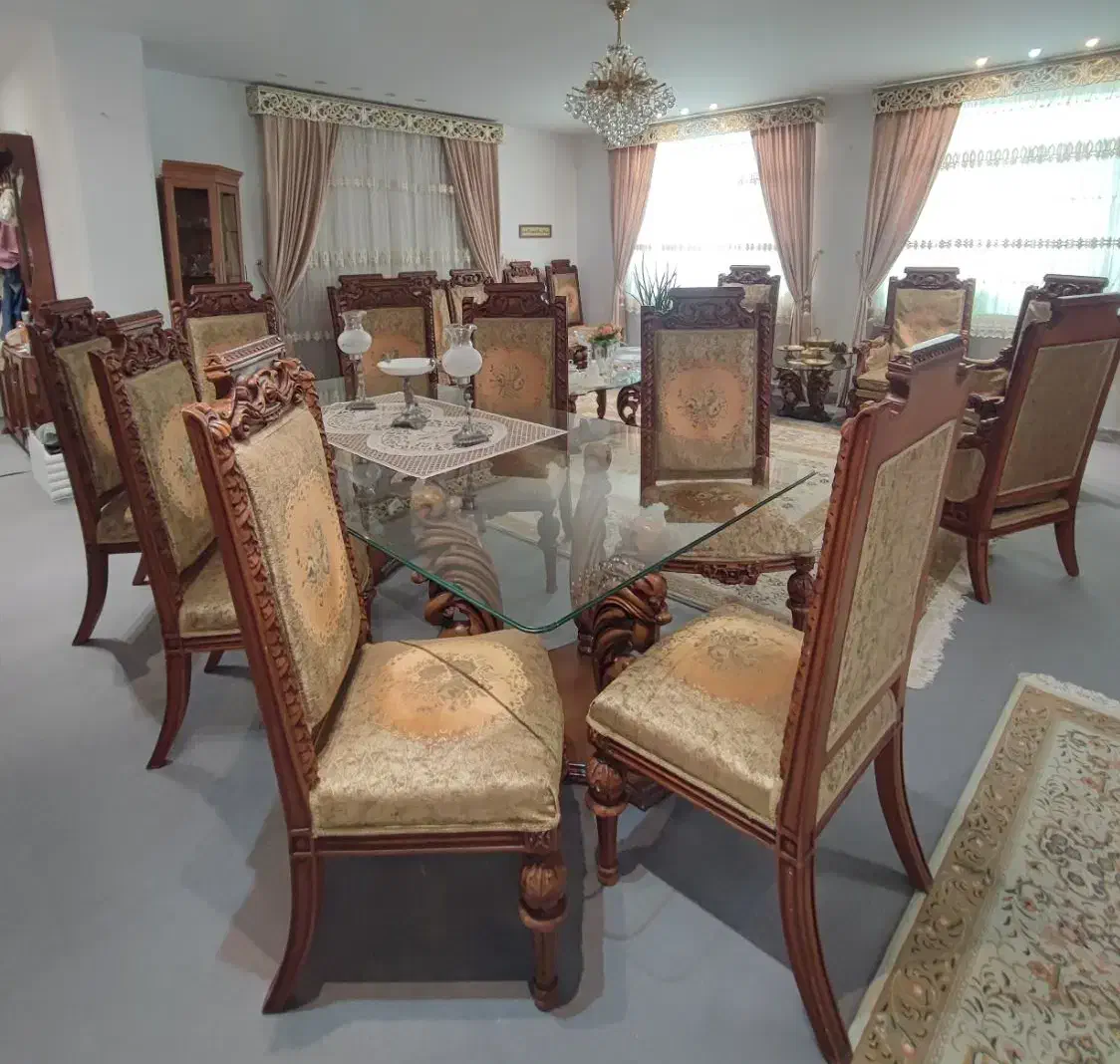 مبلمان ۹ نفره به همراه میز ناهارخوری ۸ نفره|مبلمان خانگی و میز عسلی|صومعه‌سرا, |دیوار