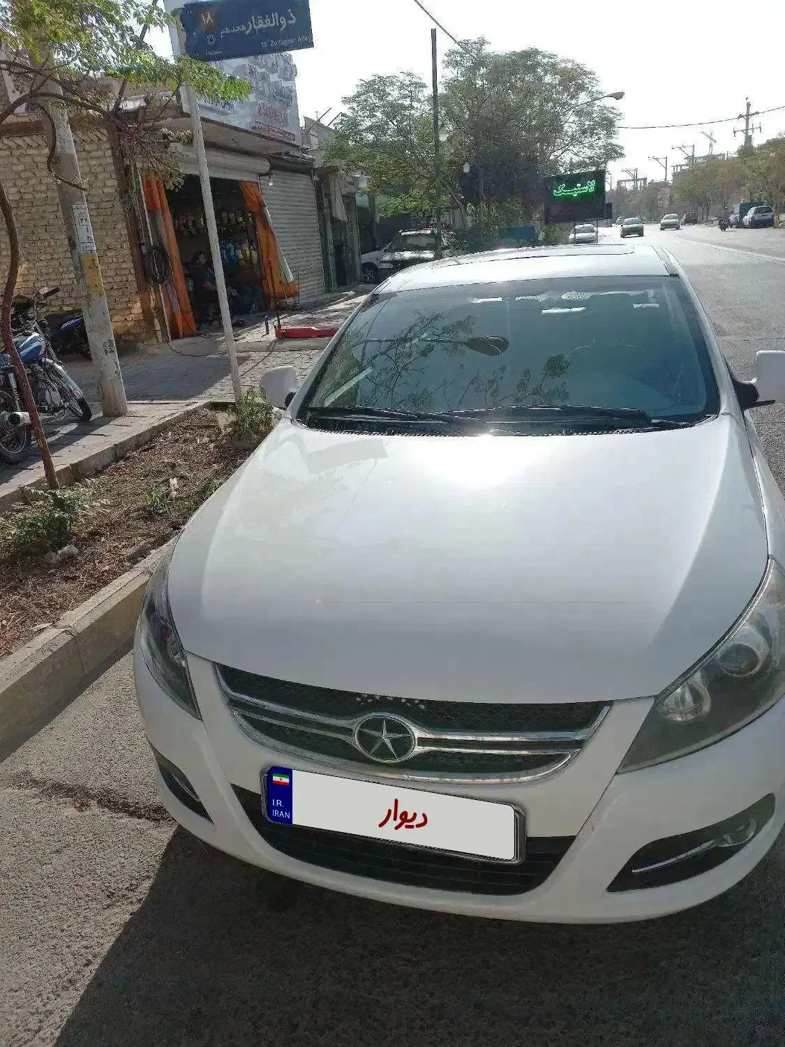 ماشین جک جی ۵مدل ۹۵ معاوضه با اپارتمان یا فروش|خودرو سواری و وانت|کاشان, شهرک امیرالمومنین|دیوار