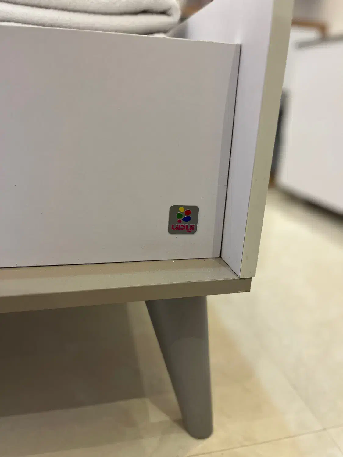 تخت دو منظوره نوزاد نوجوان آپادانا اصل|تخت و صندلی بچه|رشت, آزادگان|دیوار