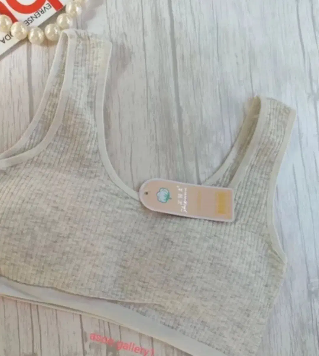 نیم تنه|لباس|قیدار, |دیوار