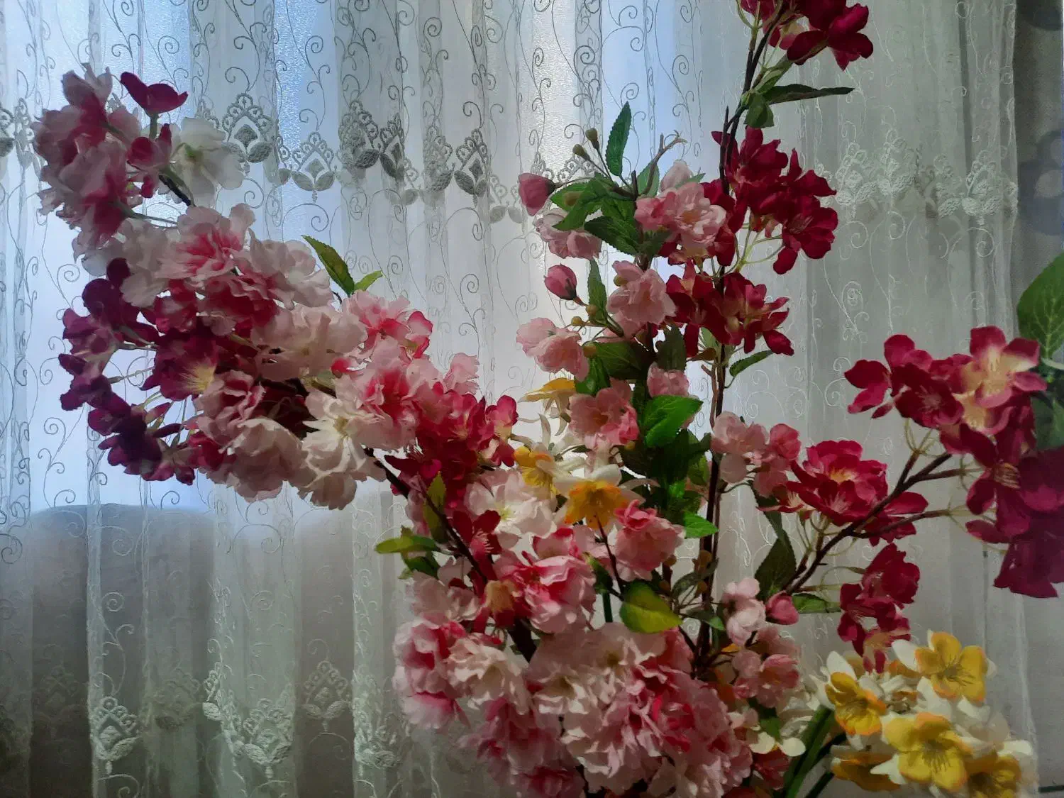 گل و گلدان|گل مصنوعی|نظرآباد, رسالت|دیوار