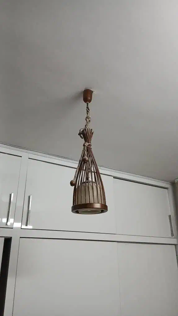 لوستر|لوستر و چراغ آویز|اصفهان, خواجو|دیوار