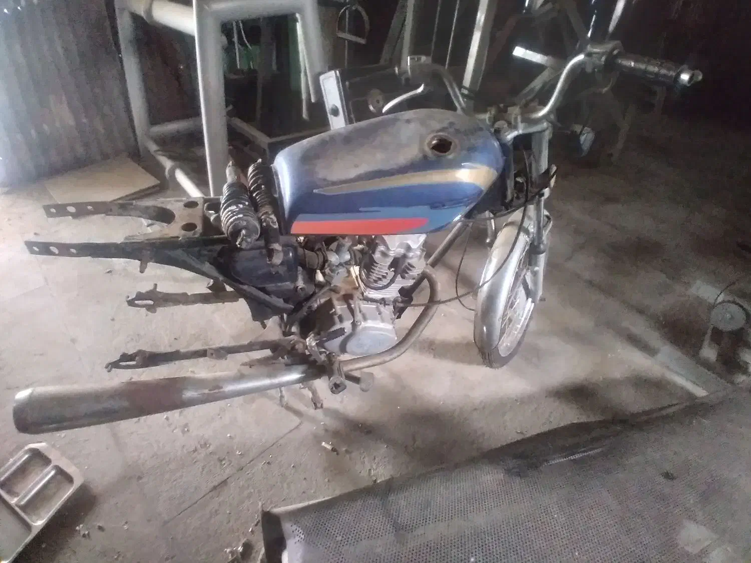 فروش متور ۱۲۵مدل ۹۰|موتورسیکلت|بندر انزلی, مصلی|دیوار