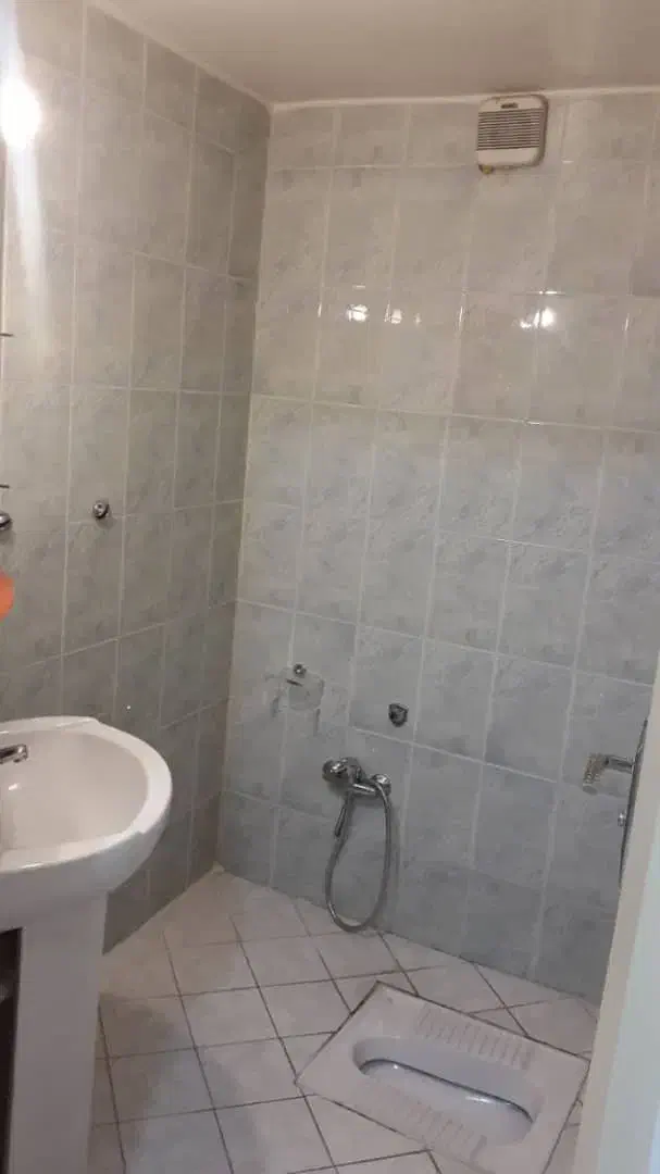 ۷۳متر دوخوابه طبقه ۴ سازمان برنامه شمالی