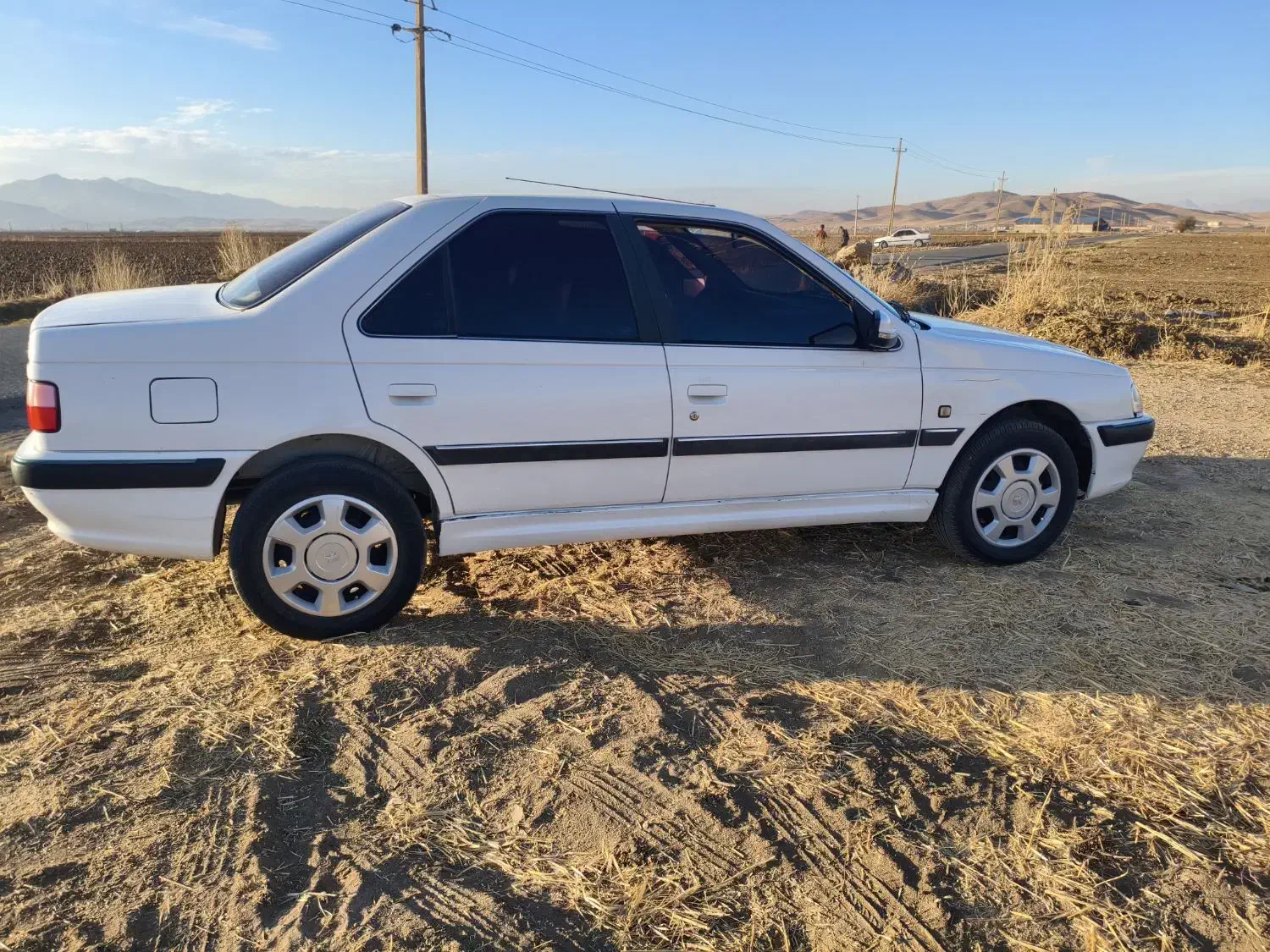 پارس سال|خودرو سواری و وانت|الیگودرز, |دیوار