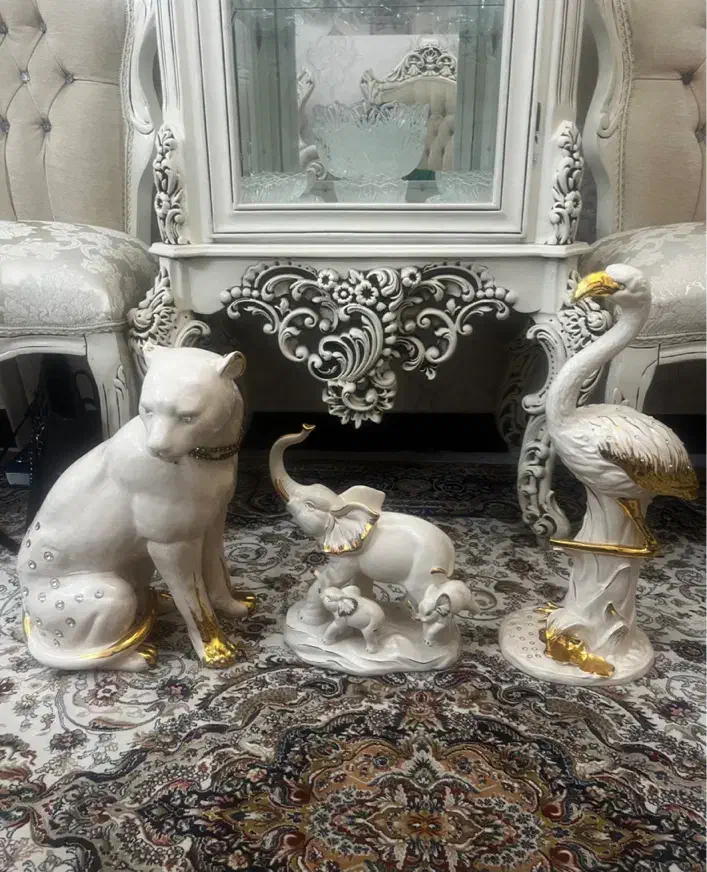 مجسمه های چینی درجه یک در حد نو|مجسمه، تندیس، ماکت|تهران, نیروی هوایی (پیروزی)|دیوار