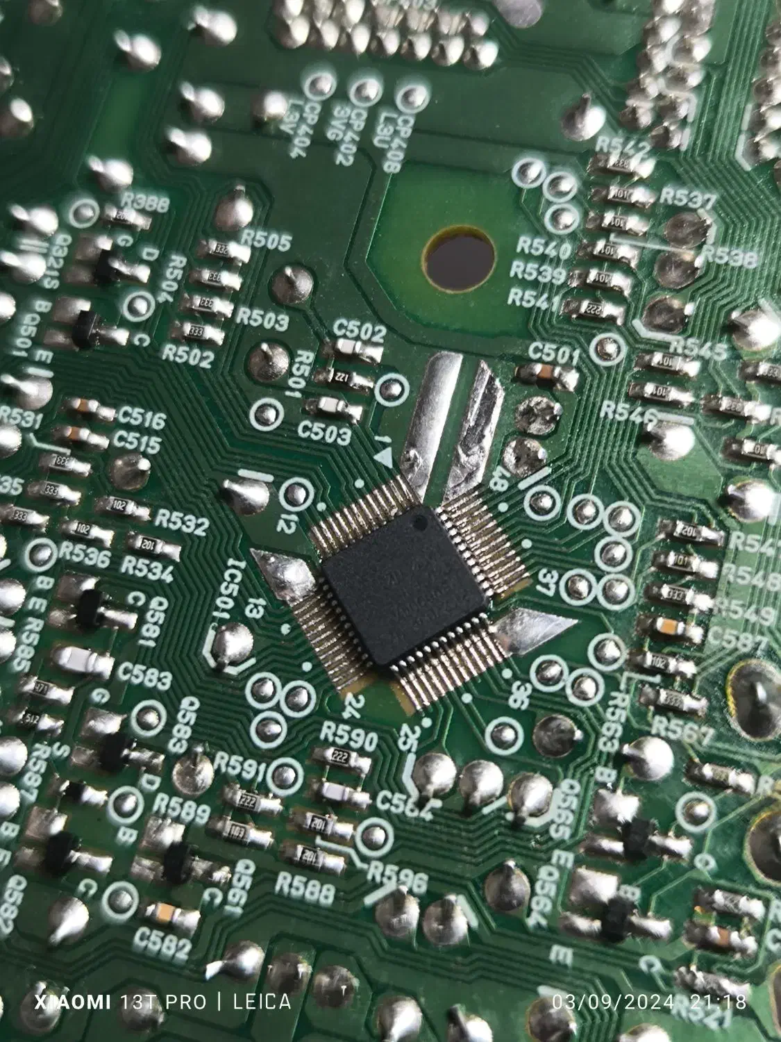 تعمیرات برد ها و لوازم الکترونیکی|خدمات پیشه و مهارت|کرج, شهرک کوثر|دیوار