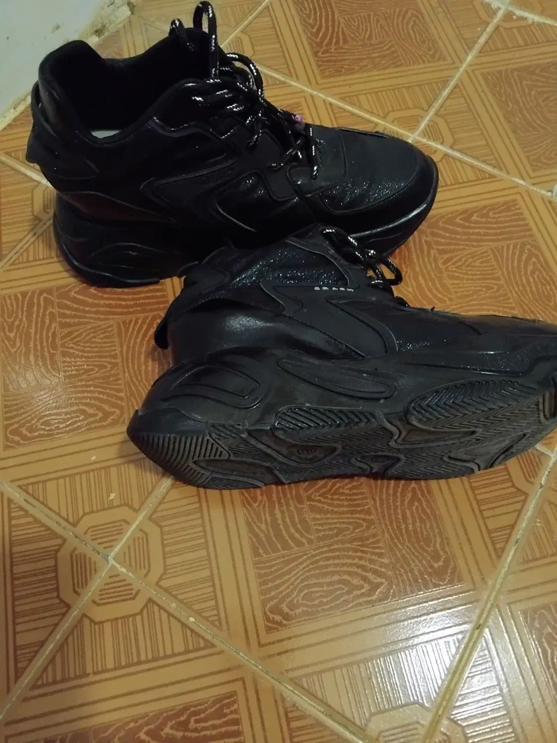 کتونی خارجی نونو ۹۰۰|کیف، کفش، کمربند|محمدشهر, عباس آباد|دیوار