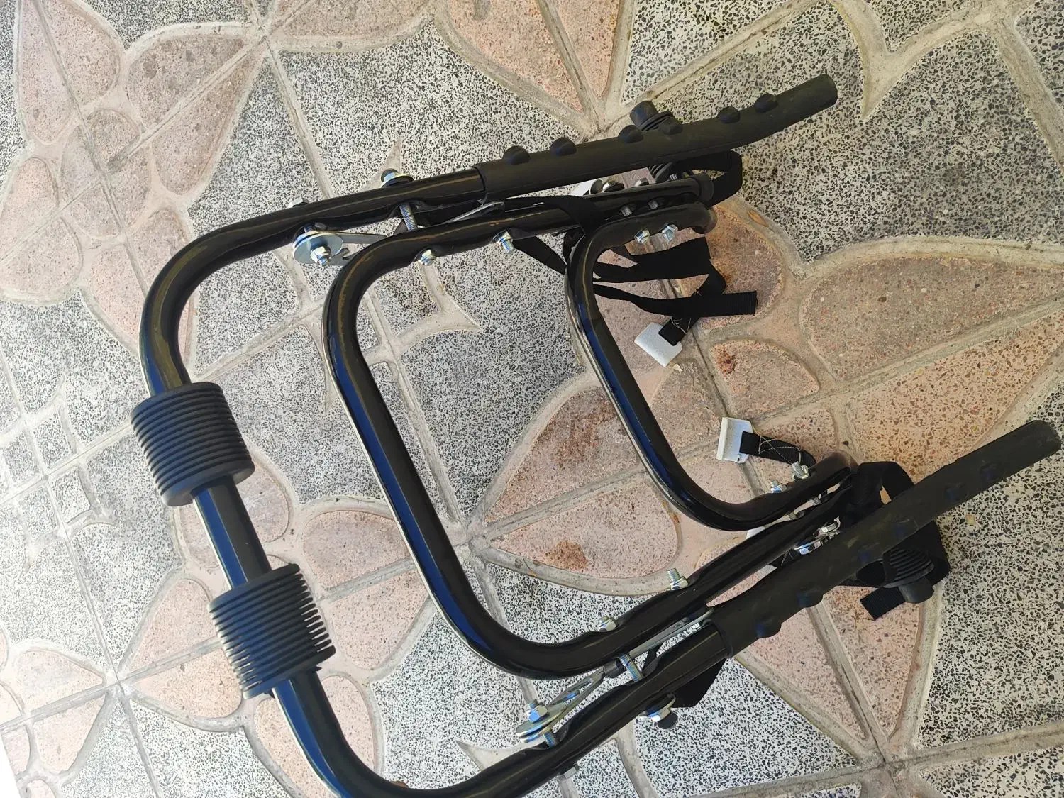 باربند دوچرخه|دوچرخه، اسکیت، اسکوتر|بروجن, |دیوار