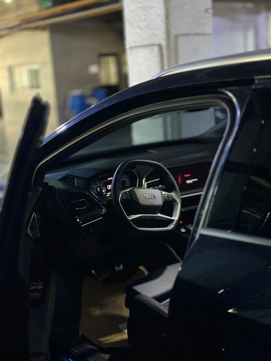Audi Q4 2025|خودرو سواری و وانت|تهران, شهرک غرب|دیوار