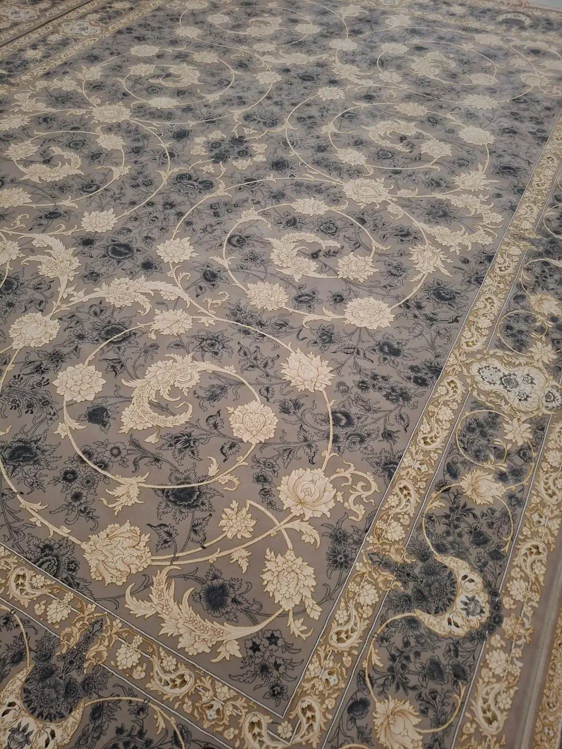 ۳ تا فرش ۱۲ متری یک ۴ متری ۳ تا پادری|فرش|رشت, اسماعیل آباد|دیوار