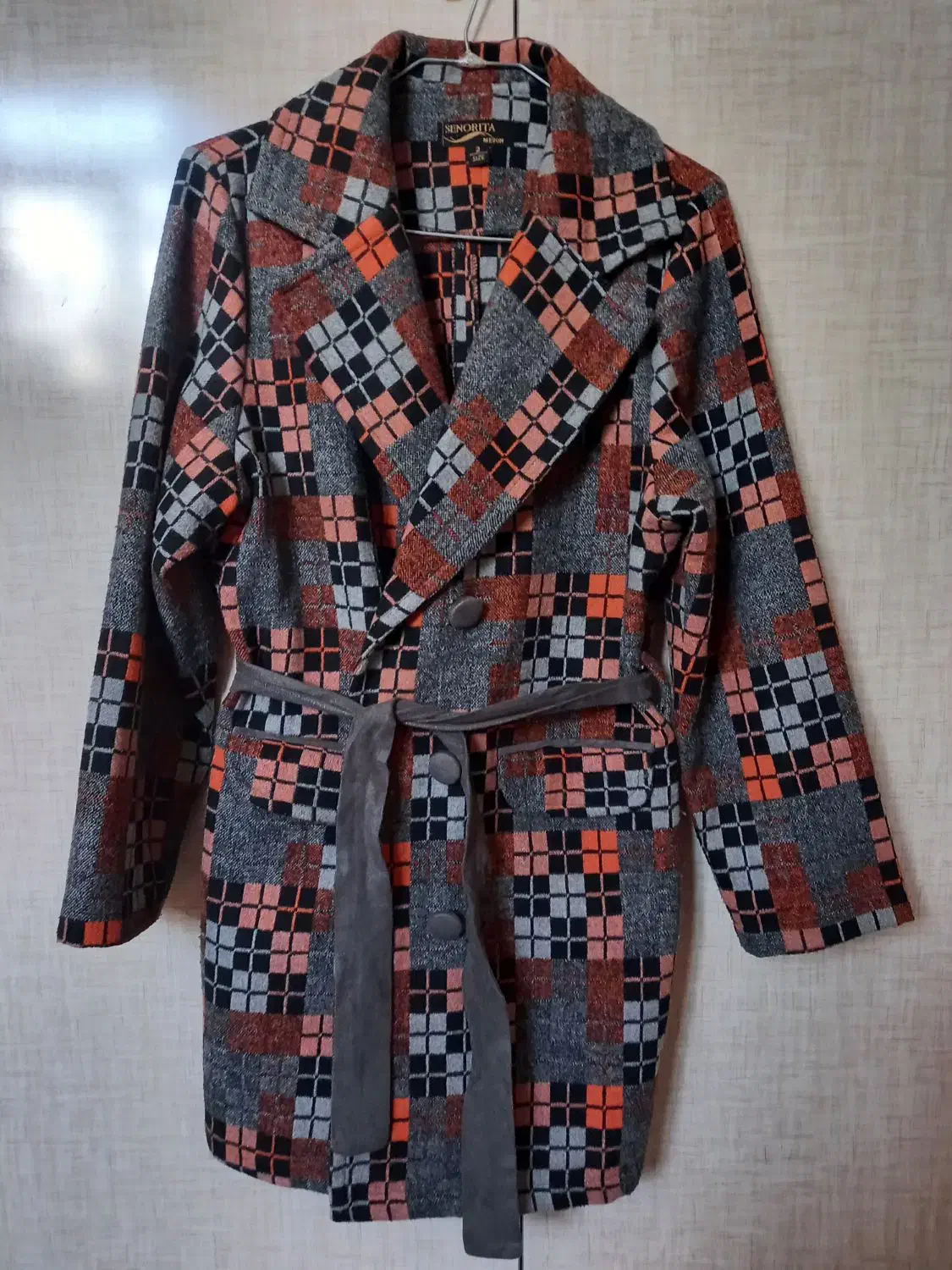 پالتو چهار خونه|لباس|خلخال, |دیوار