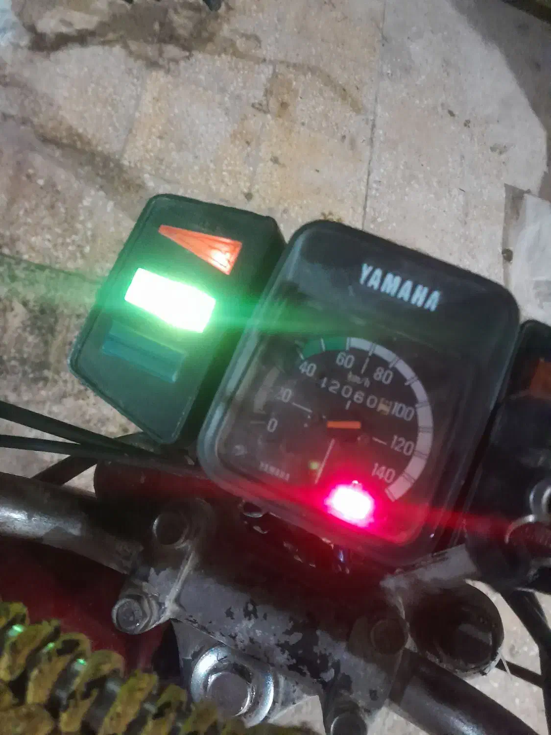 یاماها واییدیYD100|موتورسیکلت|هندیجان, |دیوار