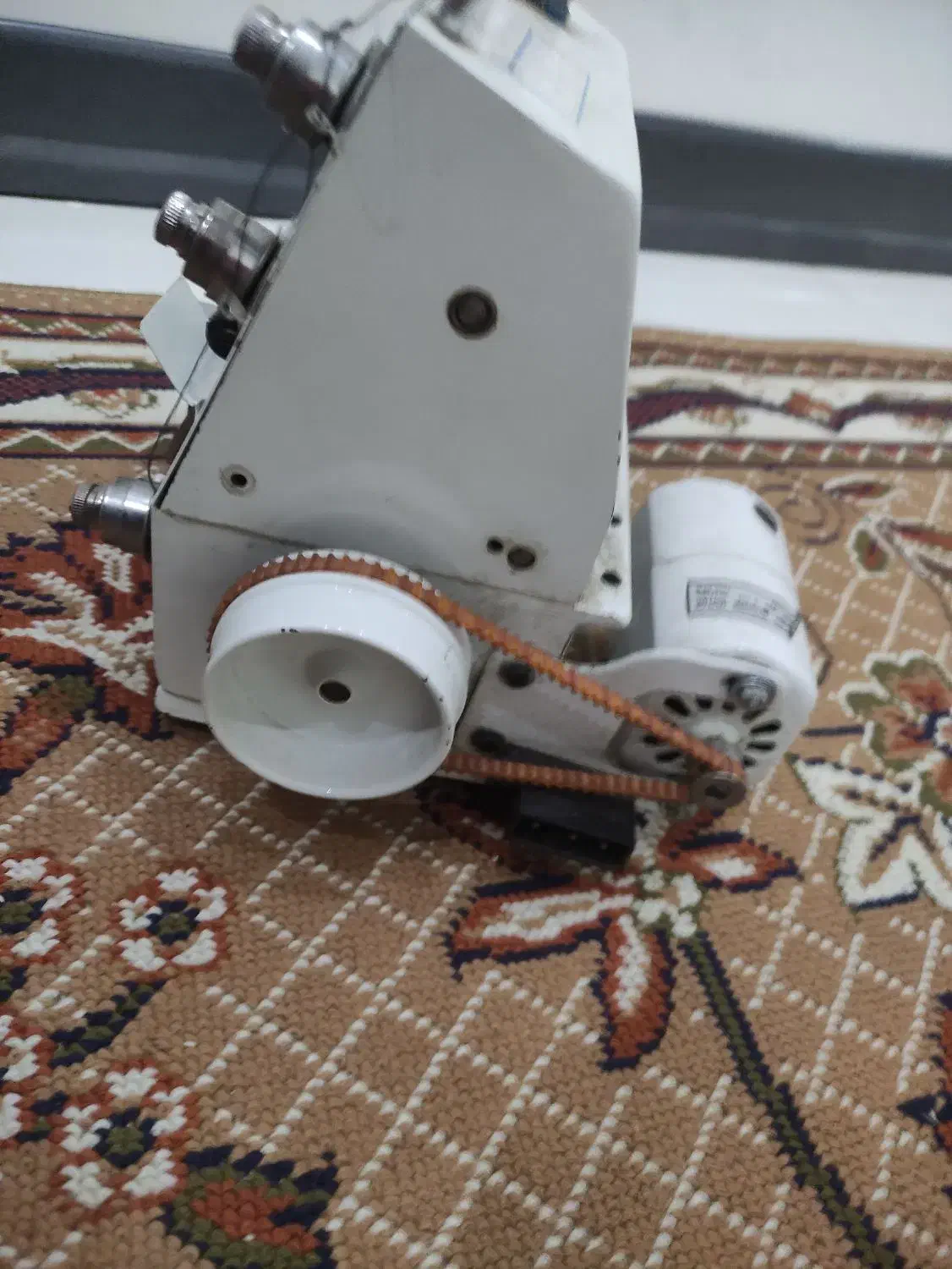 سردوز|چرخ خیاطی و ریسندگی|فردیس, نسترن شرقی|دیوار