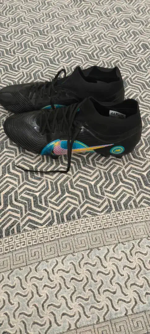 استوک فوتبال نو|ورزش‌های توپی|پردیس, فاز ۴|دیوار