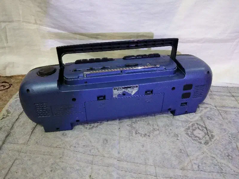 رادیو ضبط  سه موج و دوکاست پارس کاملا سالم|پخش‌کننده همراه|مشهد, شهرک امام هادی (شهرک غرب)|دیوار