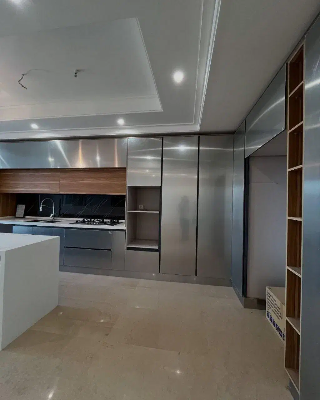 سه خواب 190متری سالن بزرگ تکمیل|فروش آپارتمان|صدرا-فارس, فاز ۱|دیوار