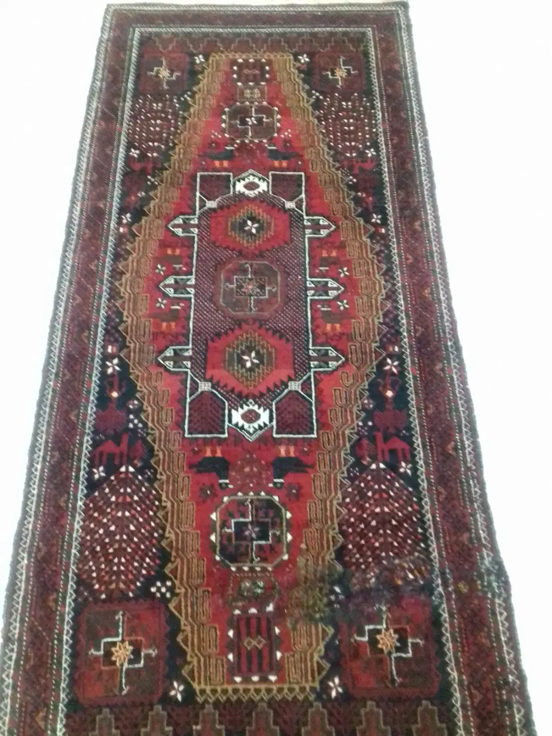 قالیچه قدیمی 1متر و10 عرض 3متر قد فروشی هست|فرش|بیرجند, |دیوار