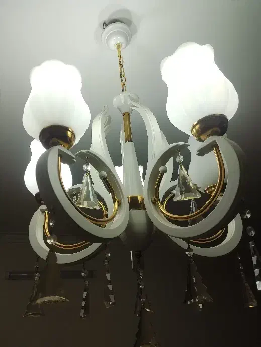 چراغ سقفی|لوستر و چراغ آویز|همدان, |دیوار