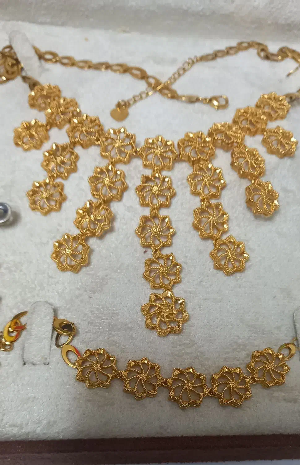 سرویس شیک طلاروس نو والنگو طلاروس|بدلیجات|بروجرد, |دیوار